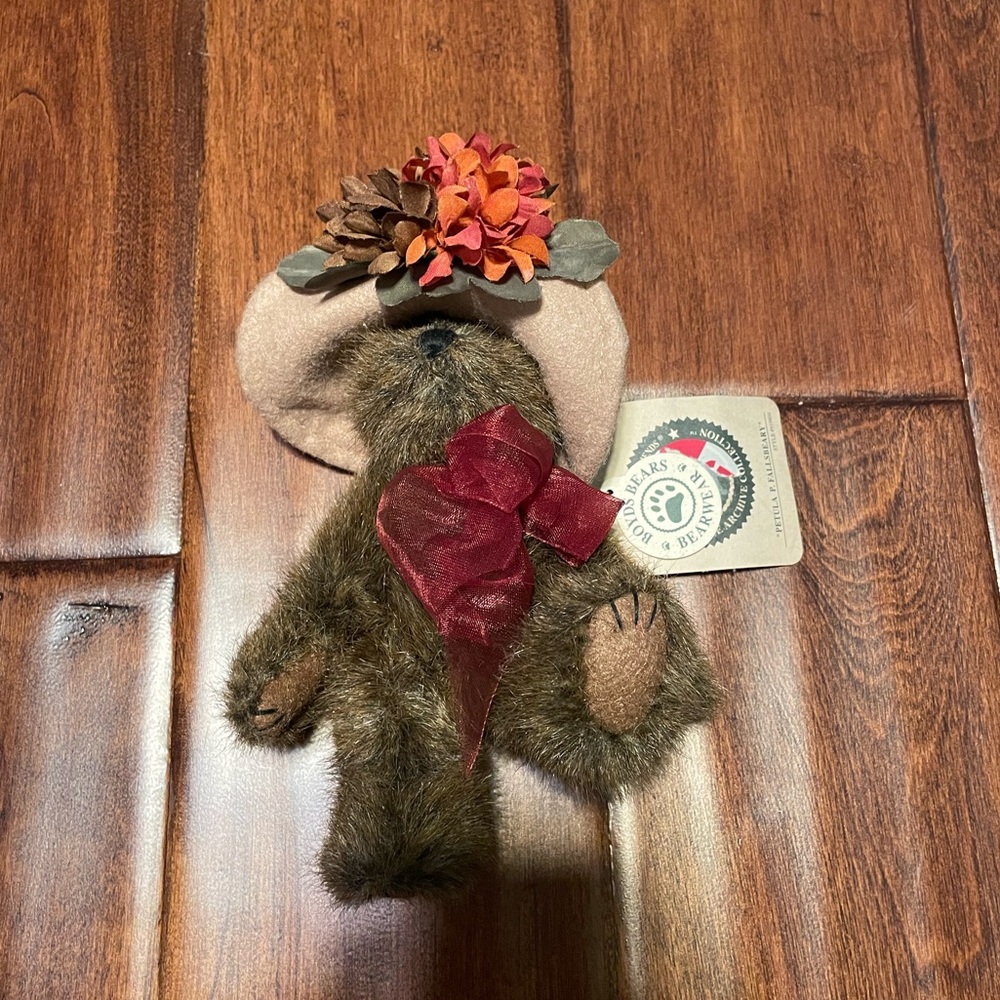 Boyd’s Bears Petula P. Fallsbeary: The Archive Collection